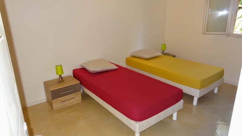 Allocigale_Albizia_chambre_lits_simples.JPG